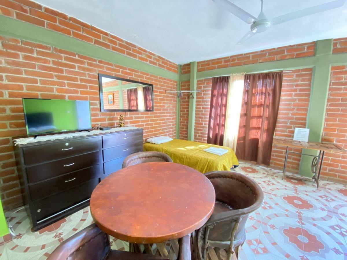Hotel La Estancia Río Verde Eksteriør bilde